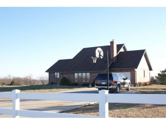 421 Us Hwy 65 - Photo 1