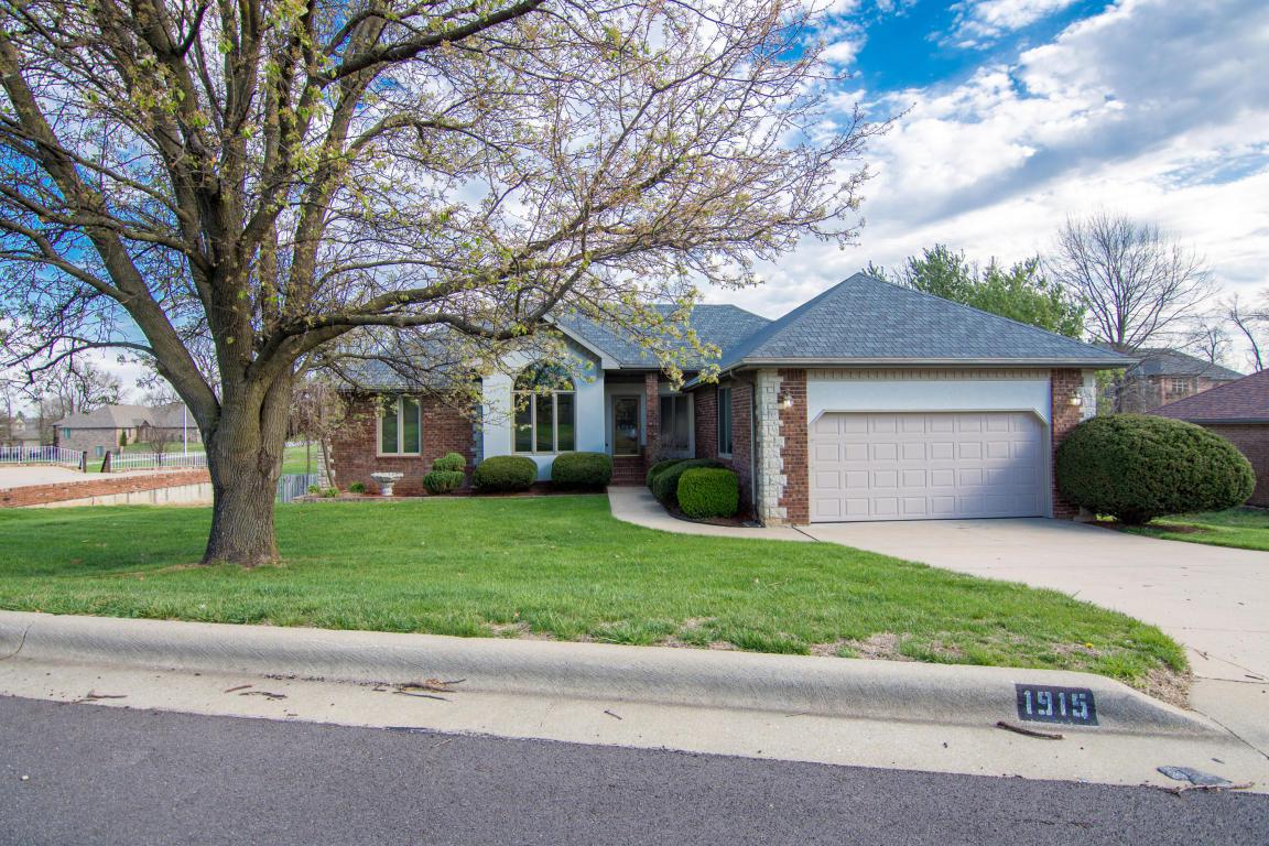 1915 Winged Foot Drive - Photo 1