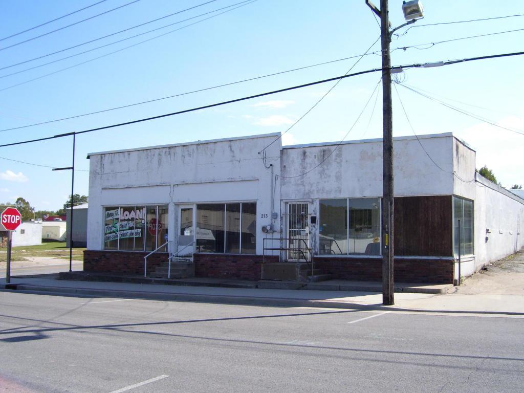 213-215 Spring Street - Photo 1