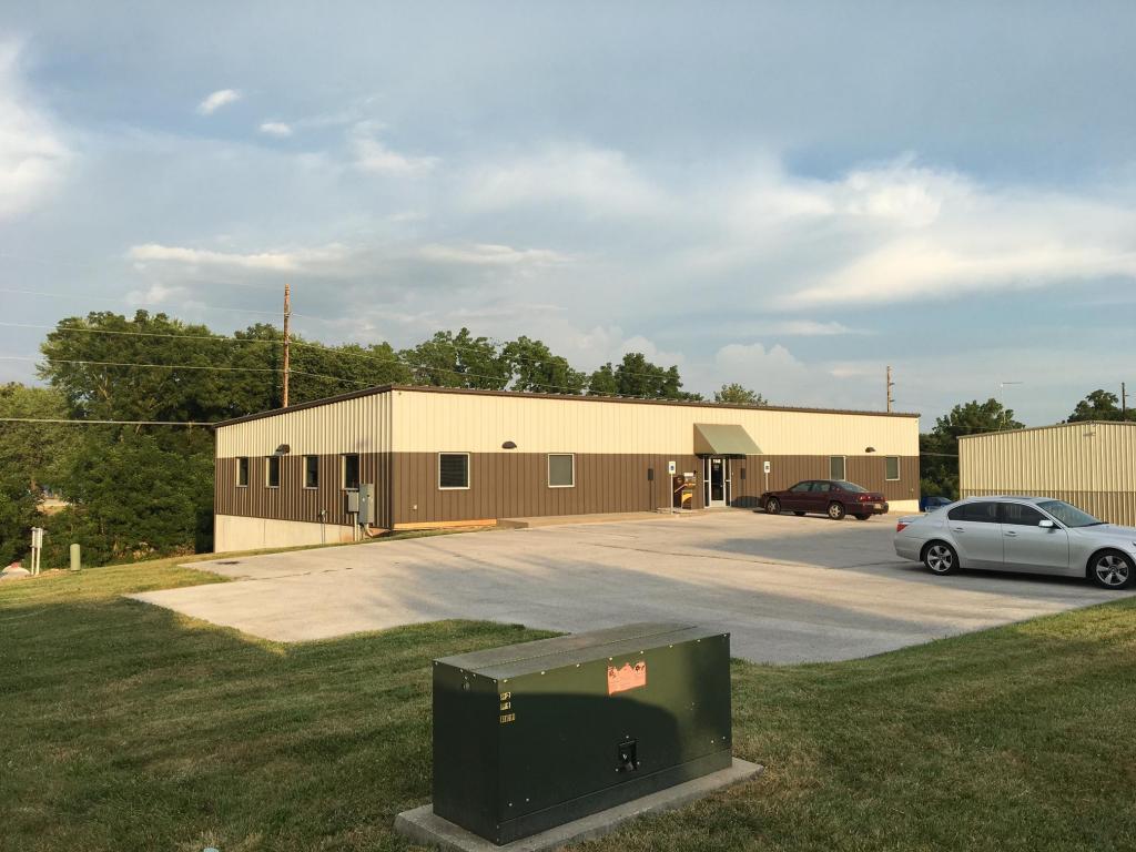 1548 Commercial Road - Photo 1