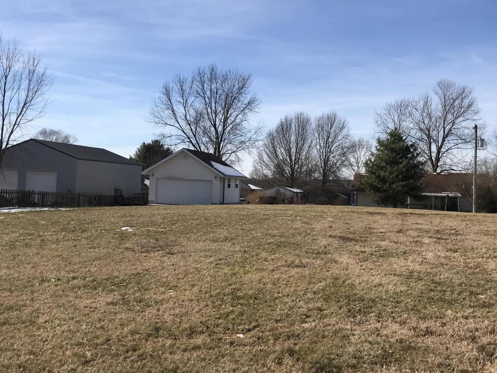 803 37th Street - Photo 1