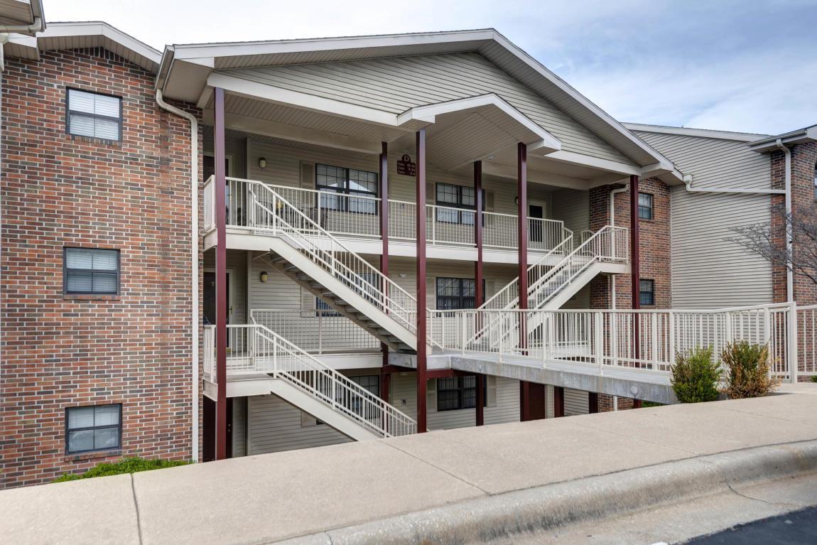 350 Wildwood Drive - Photo 1