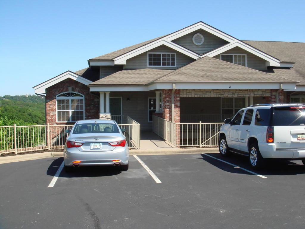 201 Golf View Drive - Photo 1