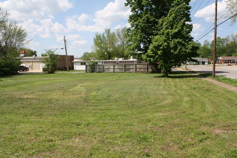 305 Arkansas Street - Photo 1