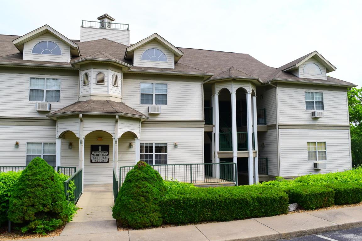 815 Holiday Ridge - Photo 1