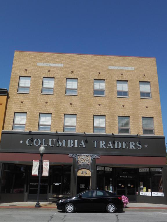 420 Main Street - Photo 1