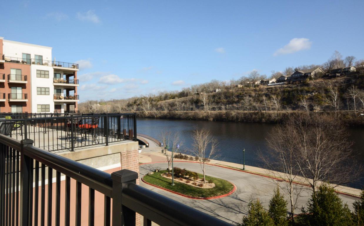 10201 Branson Landing - Photo 1