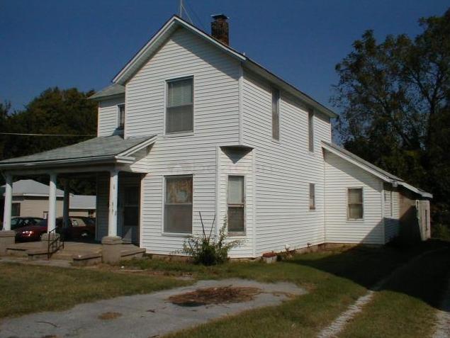 1637 St Louis Street - Photo 1