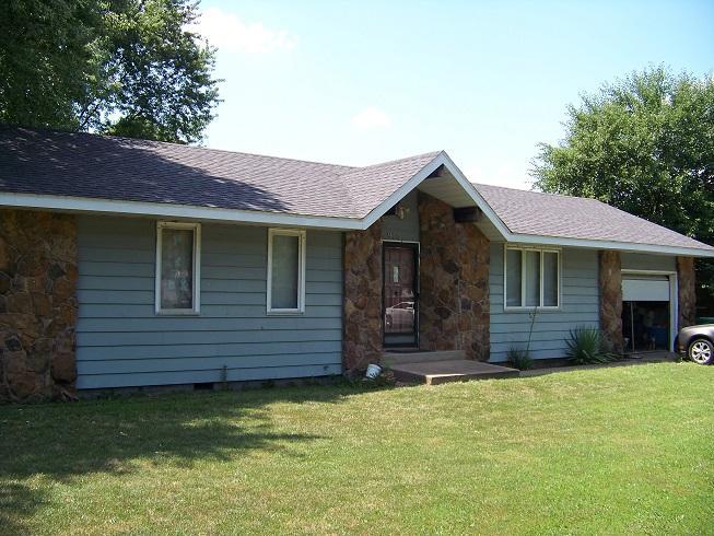905 Looney Street - Photo 1