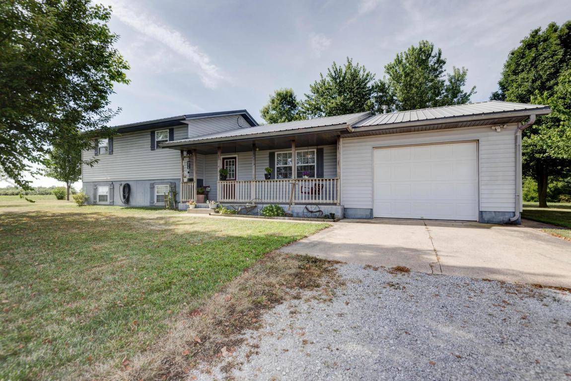 952 Crosstie Road - Photo 1