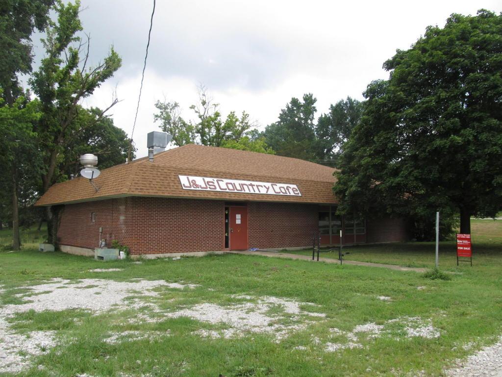 120 Newton Street - Photo 1