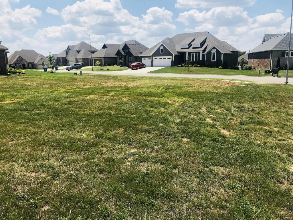 1394 Rockingham Avenue - Photo 1