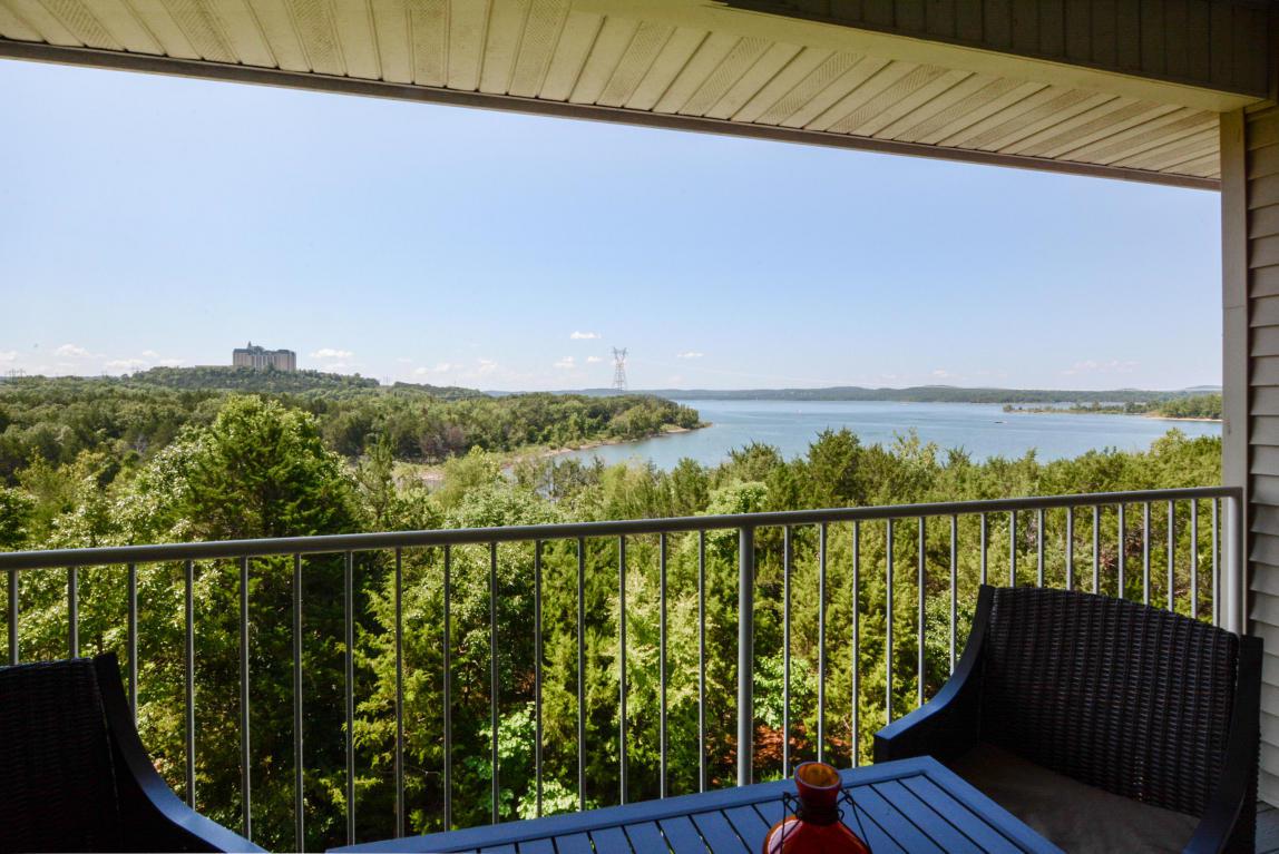 325 Majestic Drive - Photo 1