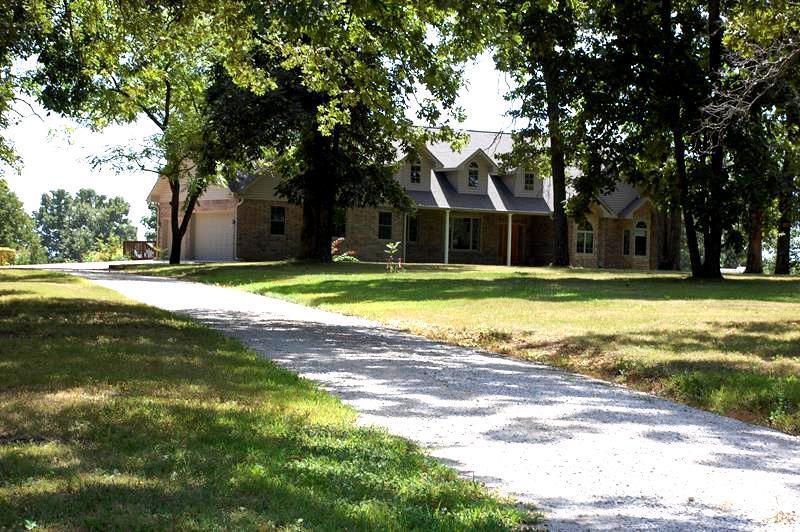 4944 Private Road 8936 - Photo 1