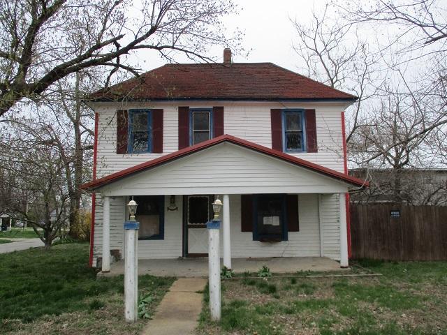 301 Grant Street - Photo 1