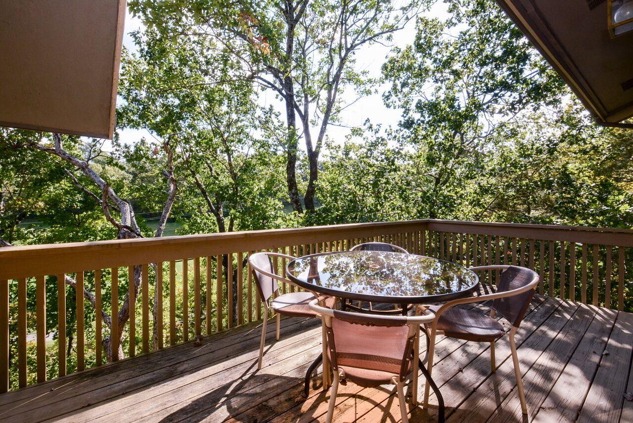 152 Turnberry Drive - Photo 1