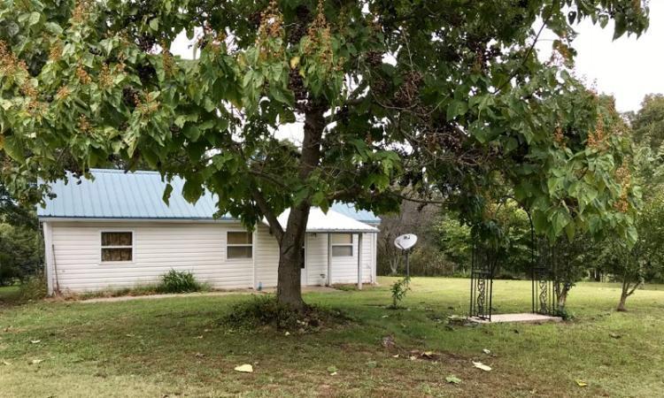 411 Highway 181 - Photo 1
