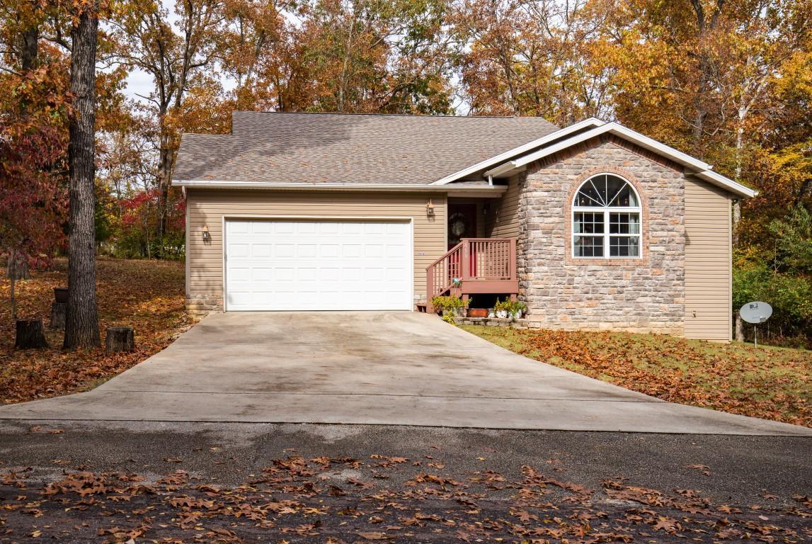 450 Hobart Drive - Photo 1