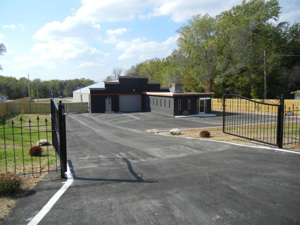 3251 Farm Rd 143 - Photo 1