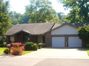 311 Sherwood Drive - Photo 1