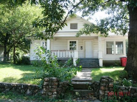 2232 Howard Avenue - Photo 1
