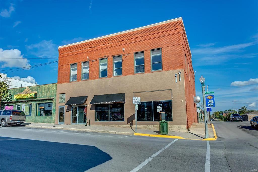 600 Pine Street - Photo 1