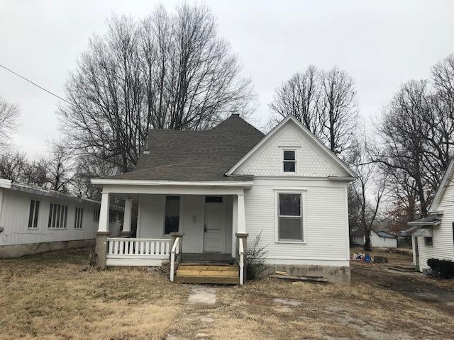 2334 East Avenue - Photo 1