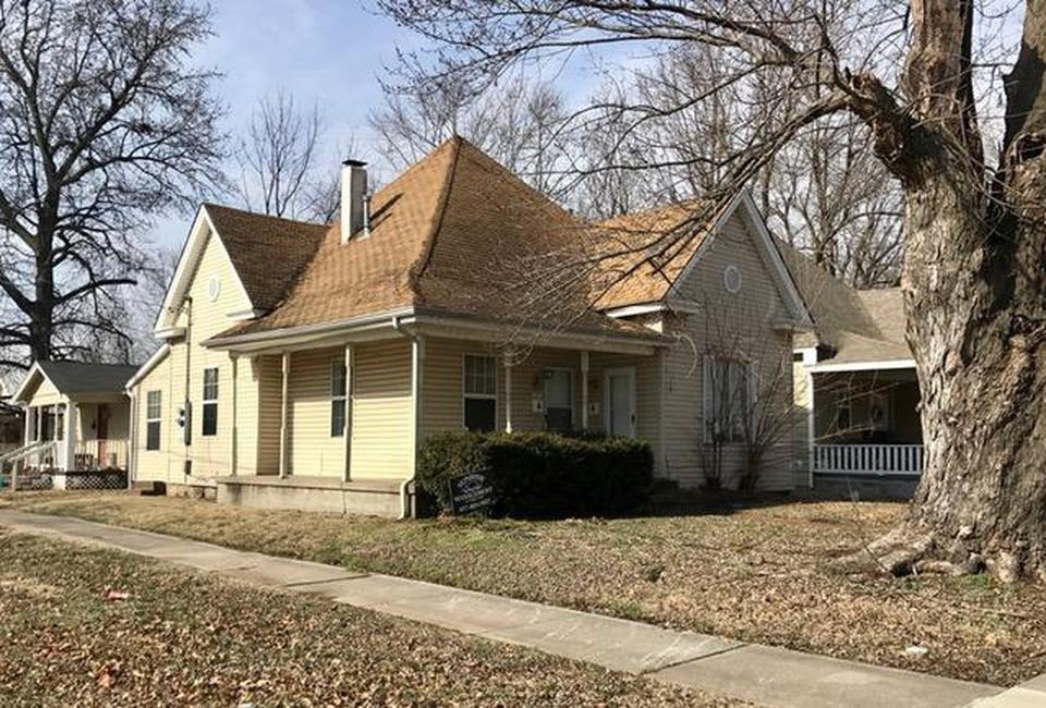 1303 Main Street - Photo 1