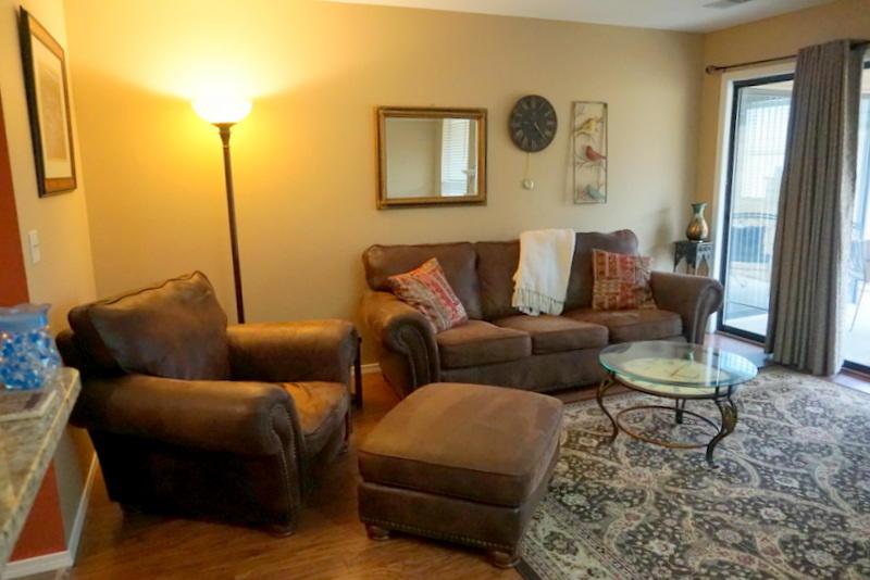 264 Turnberry Drive - Photo 1