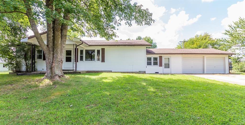813 Gordon Lane - Photo 1