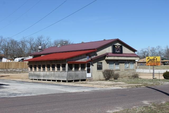 303 Chapman Avenue - Photo 1