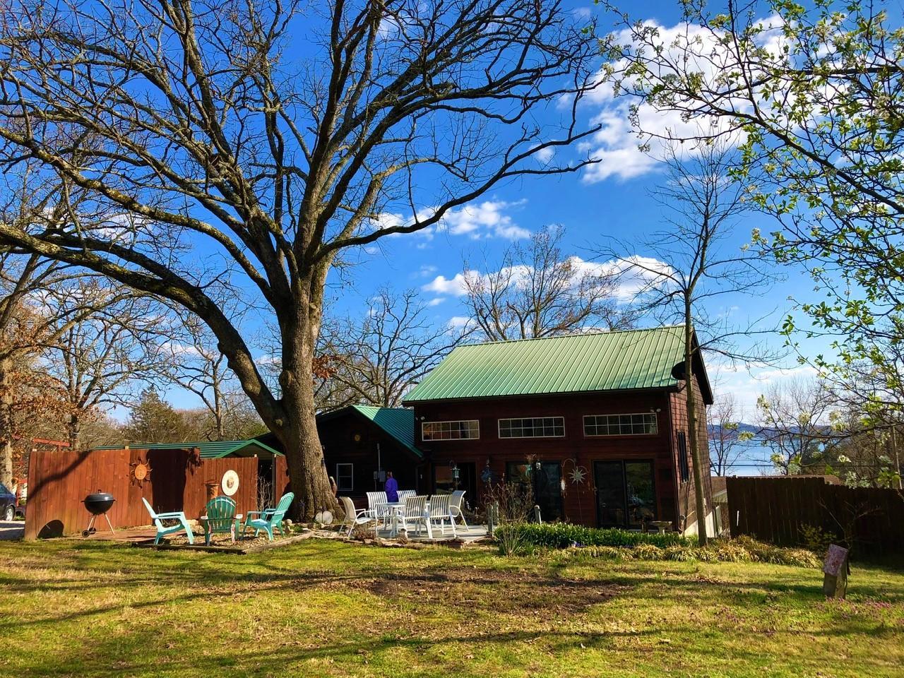 540 Dale Avenue - Photo 1
