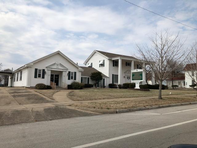 1635 Benton Avenue - Photo 1