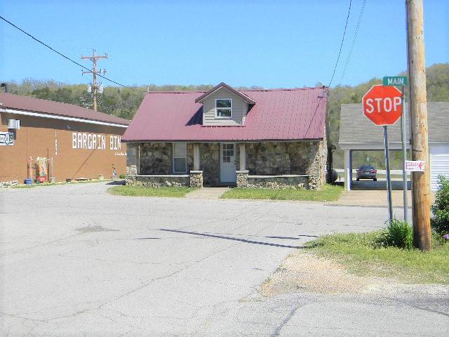 422 Main Street - Photo 1