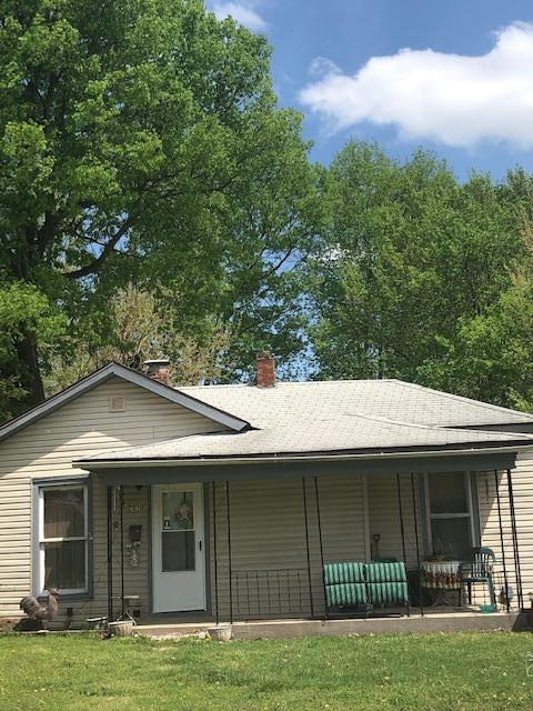 2000 Pickwick Avenue - Photo 1