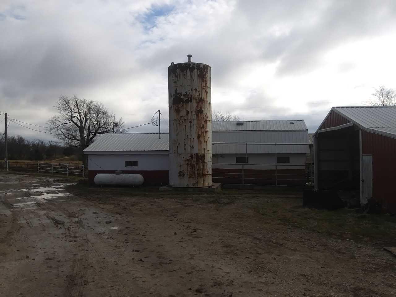 2804 Walnut Road - Photo 1