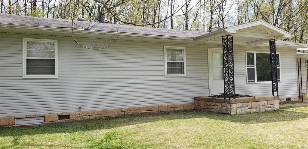 301 Skyline Drive - Photo 1