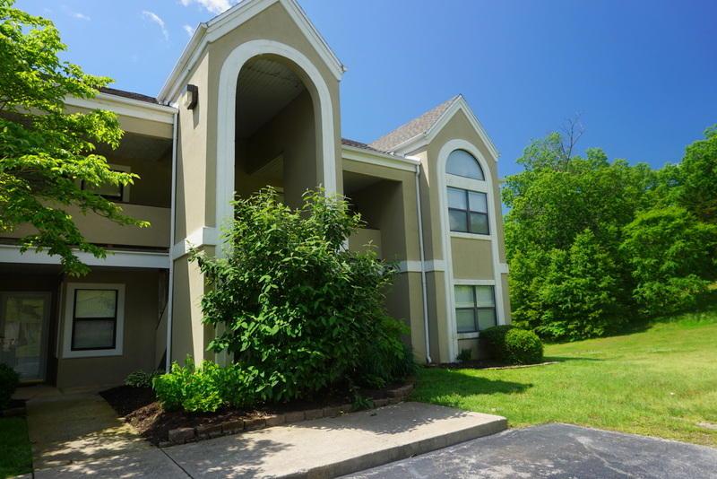 344 Wimbledon - Photo 1
