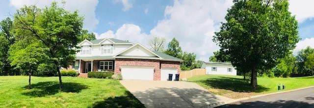 707 Laurel Circle - Photo 1