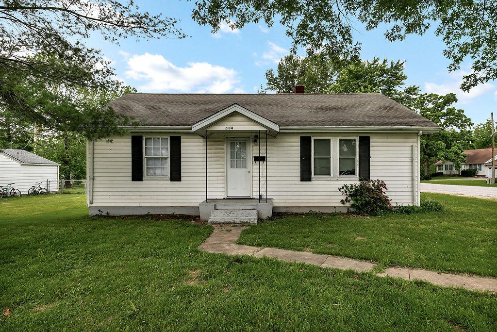 504 Summit Street - Photo 1