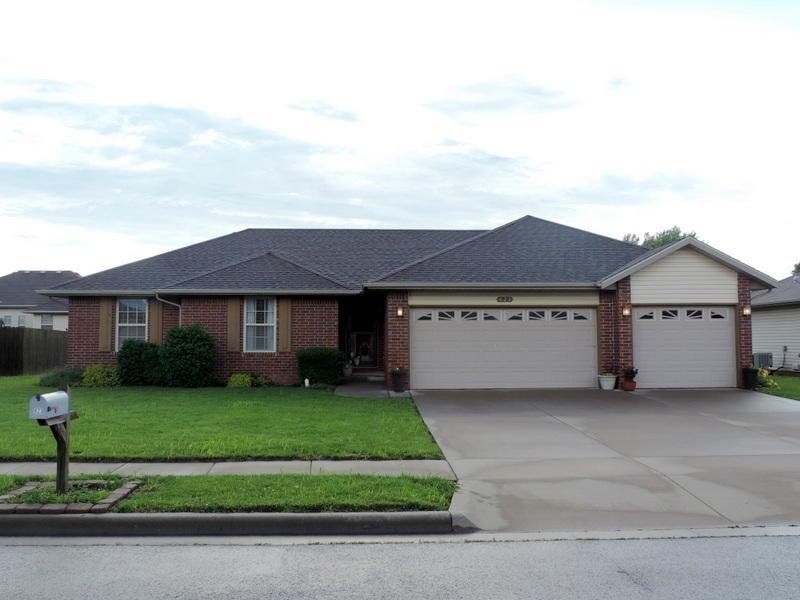 623 Ashton Avenue - Photo 1