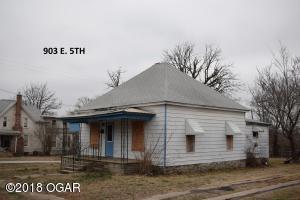 903 5th Street - Photo 1