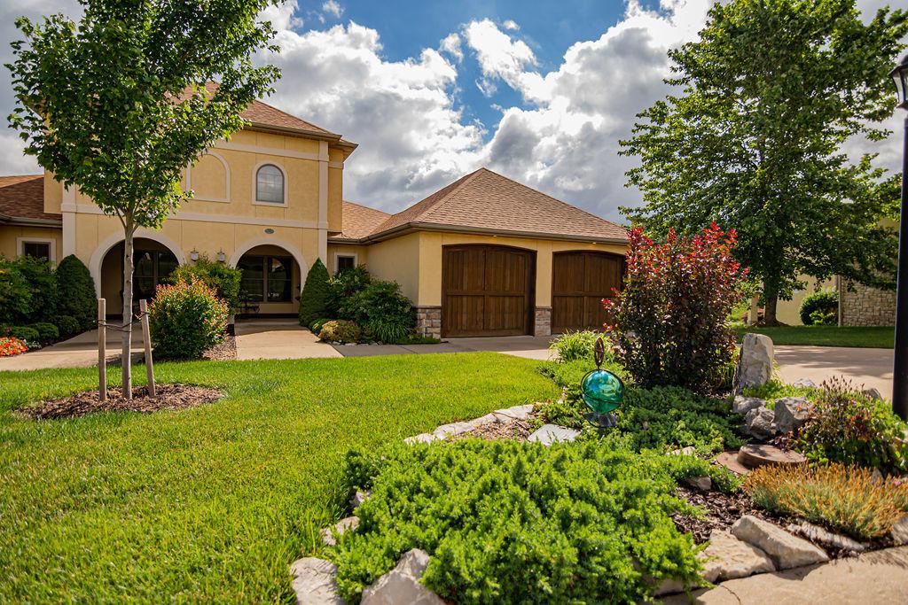 112 Monte Cristo Drive - Photo 1
