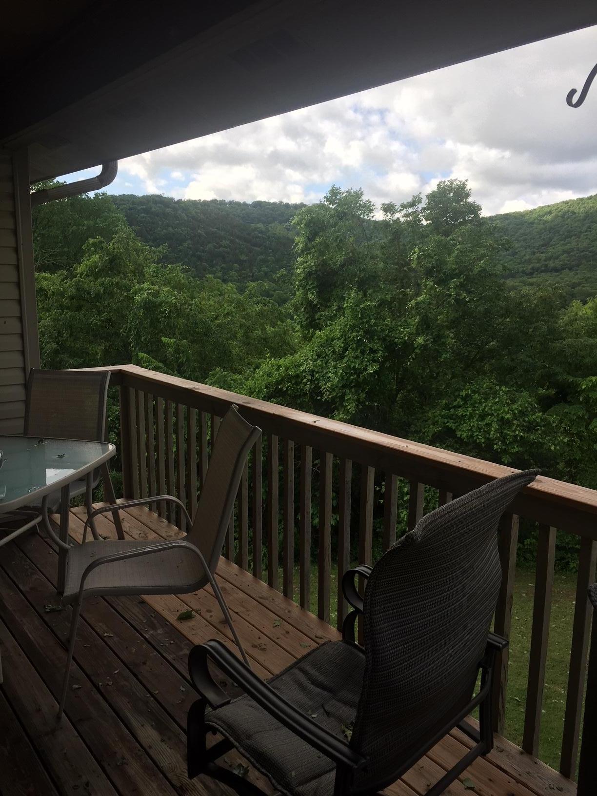 112 Overlook Drive - Photo 1
