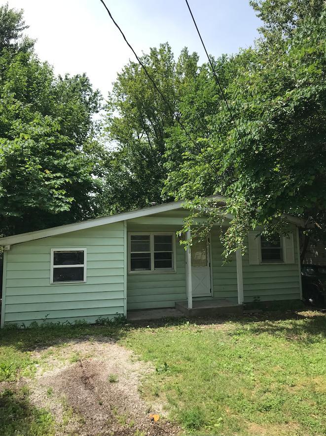 728 West Della Street - Photo 1