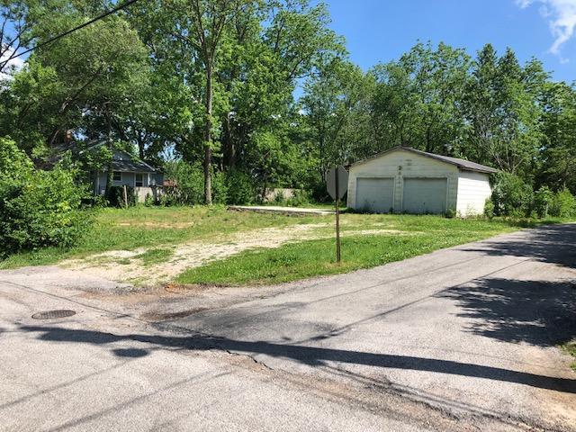 402 6th Street - Photo 1