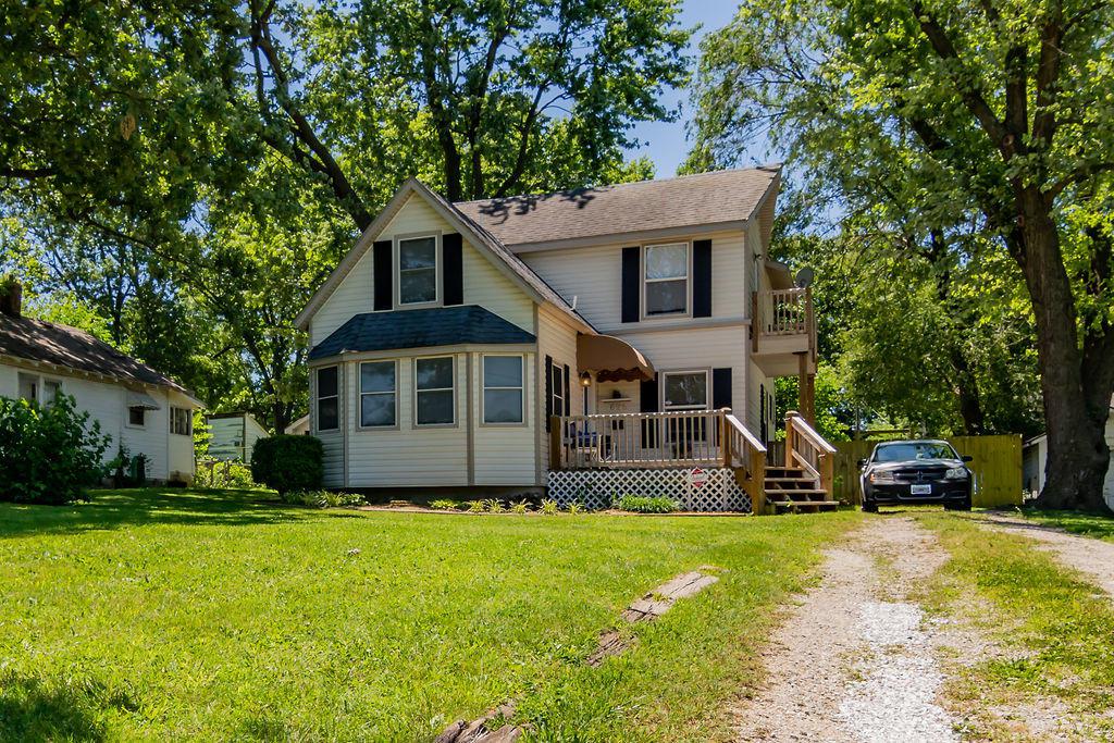 626 Evergreen Street - Photo 1