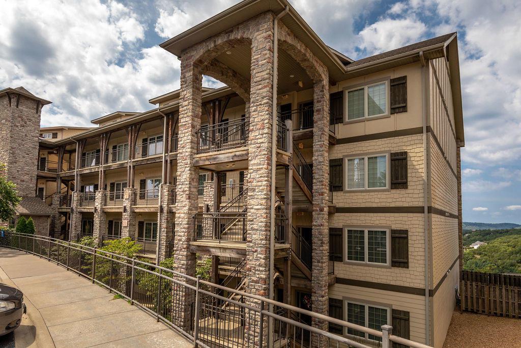 99 Royal Vista Drive - Photo 1