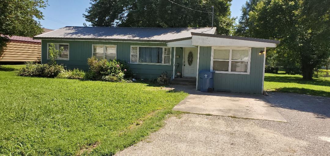 410 Springfield Street - Photo 1