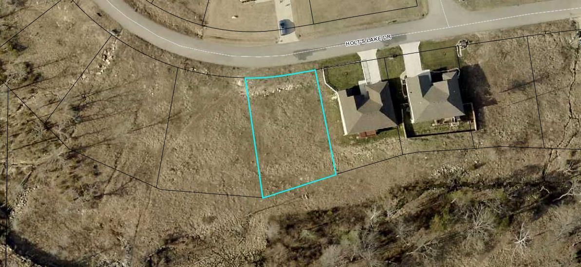 470 Holt's Lake Drive - Photo 1